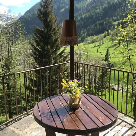 Alpesi faház Chalet Nel Bosco Foglugsan *